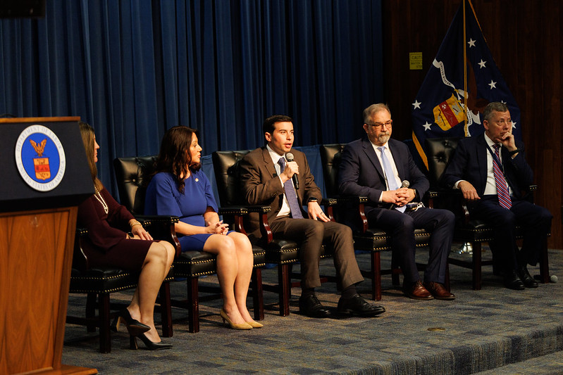 WMD - Meet and Greet - j