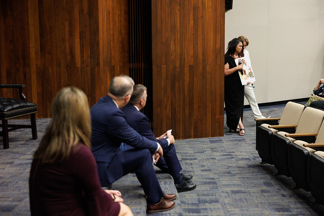 WMD - Meet and Greet - k