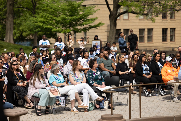 WMD - Wreath Laying - i