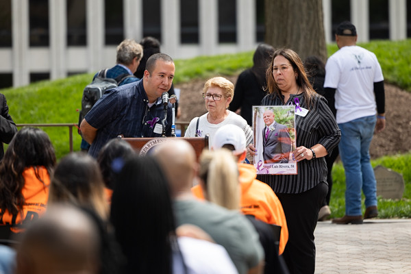 WMD - Wreath Laying - x