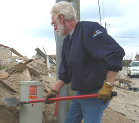 Photo courtesy of FEMA. This picture shows actual disaster site work conditions and may not illustrate proper safety and health procedures.