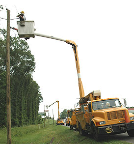 Photo courtesy of FEMA.  This picture shows actual disaster site work conditions and may not illustrate proper safety and health procedures.