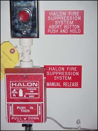 Figure 4. Activating mechanism for halon extinguishing system.