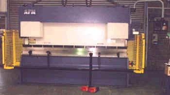 Front view hydraulic press