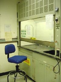 Figure 5. Work station for analyzing oxide samples