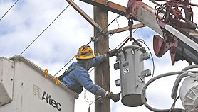 Photo courtesy of FEMA.  This picture shows actual disaster site work conditions and may not illustrate proper safety and health procedures.