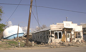 Photo courtesy of FEMA.  This picture shows actual disaster site work conditions and may not illustrate proper safety and health procedures.