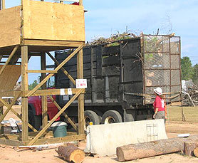 Photo courtesy of the U.S. Army Corp of Engineers.  This picture shows actual disaster site work conditions and may not illustrate proper safety and health procedures.