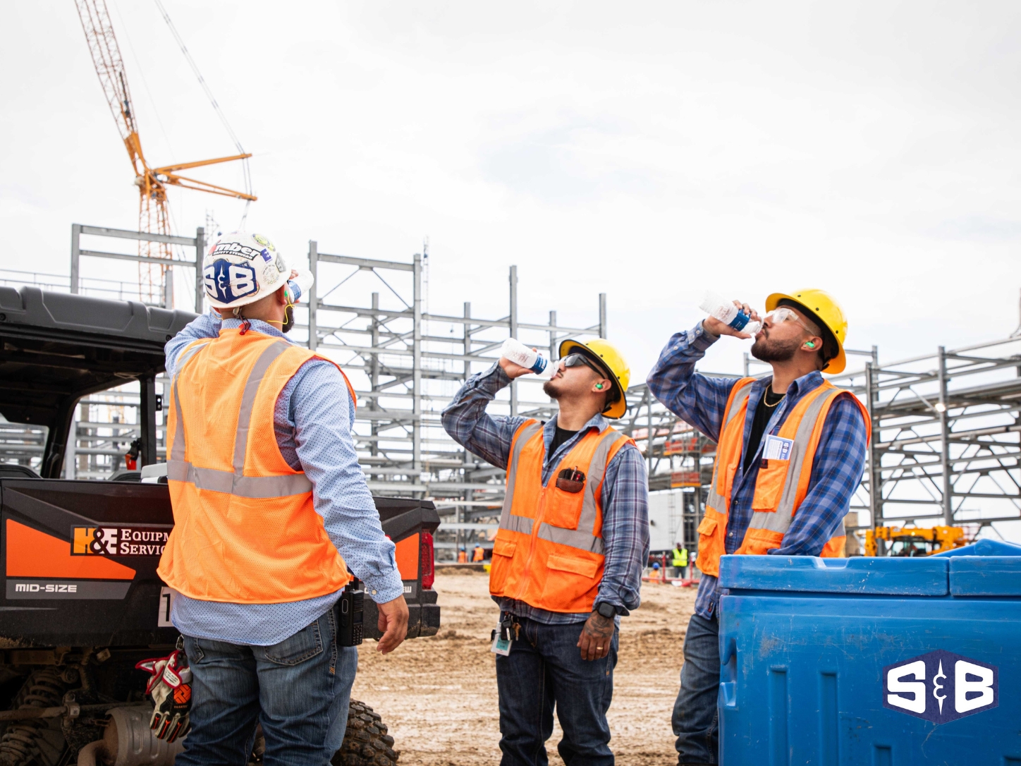 S&B Engineers and Constructors : workers taking hydration break